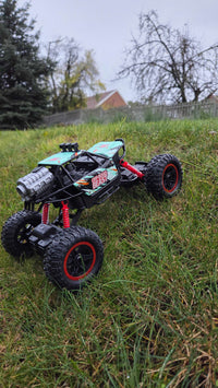 OFF ROAD BEAST – RC Car with Smoke Effect and LED Lighting